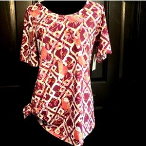 Lularoe Bird Medium Perfect T